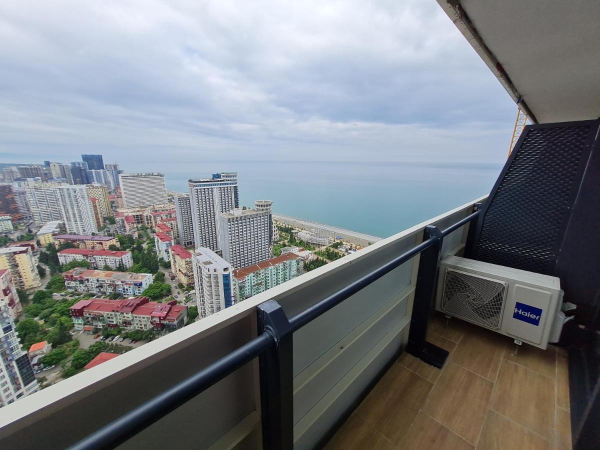 Hotel Orbi City Sea Horizon Batumi Bagian luar foto